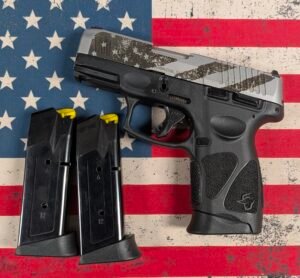 taurus-g3c-9mm-with-magazines